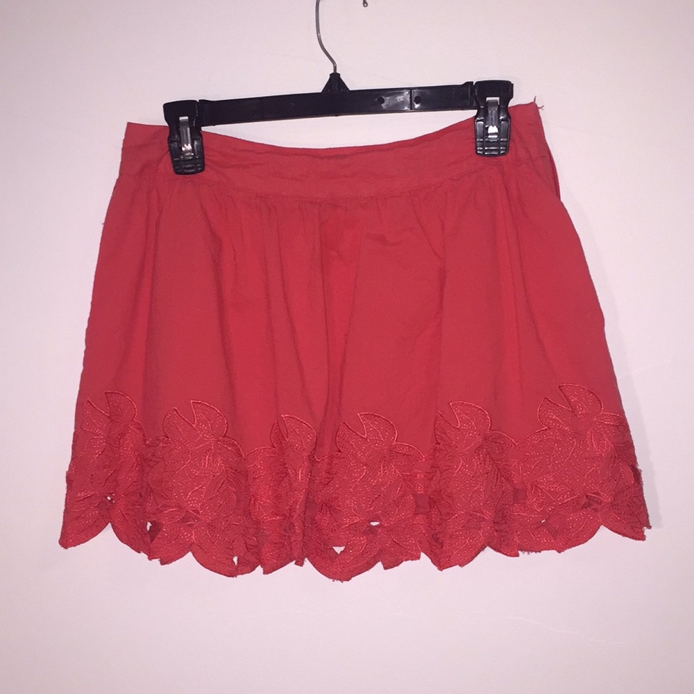 Pink Embroidery Detailed Skirt